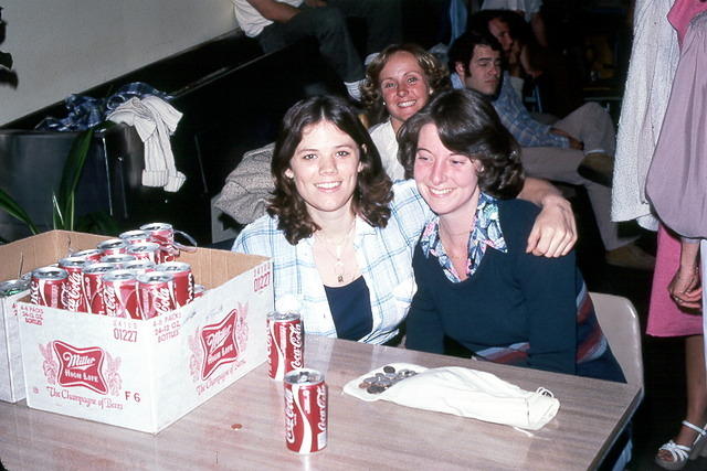Paula, ?, Donna